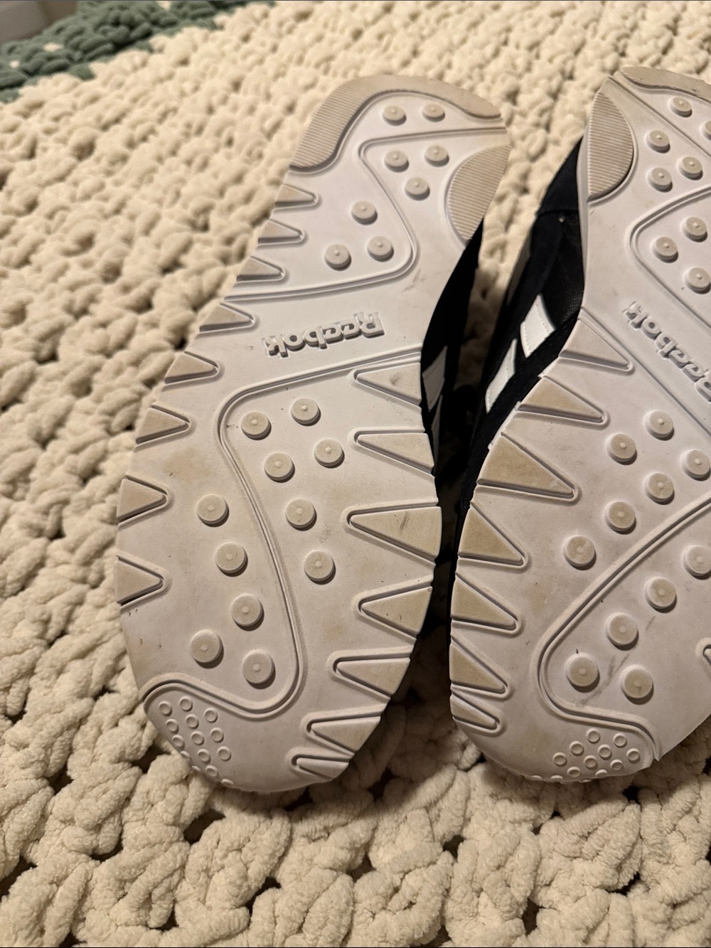 Reebok Black and White Low-Top Sneakers - Picture 4 of 5